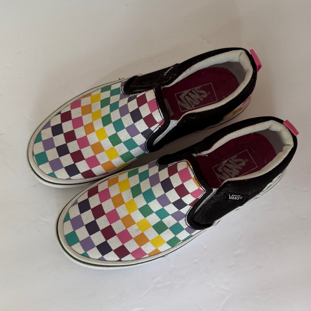Vans NWOT Classic Slip-On Rainbow Checkerboard Multi Color Skate Shoes Kids 13.5